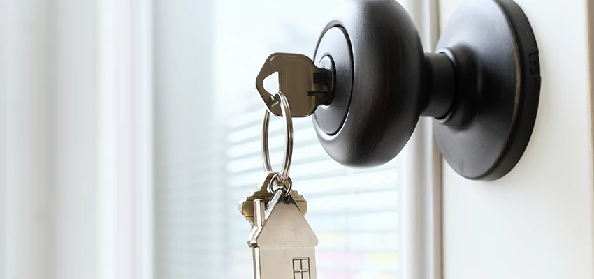 Bifold Door Knob Replacement in West Athens, California