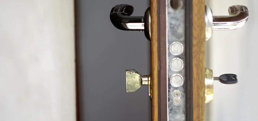 Holiday Emergency Locksmith in West Athens, California