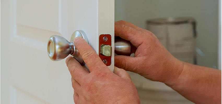 AAA Locksmiths For lock Replacement in West Athens, California